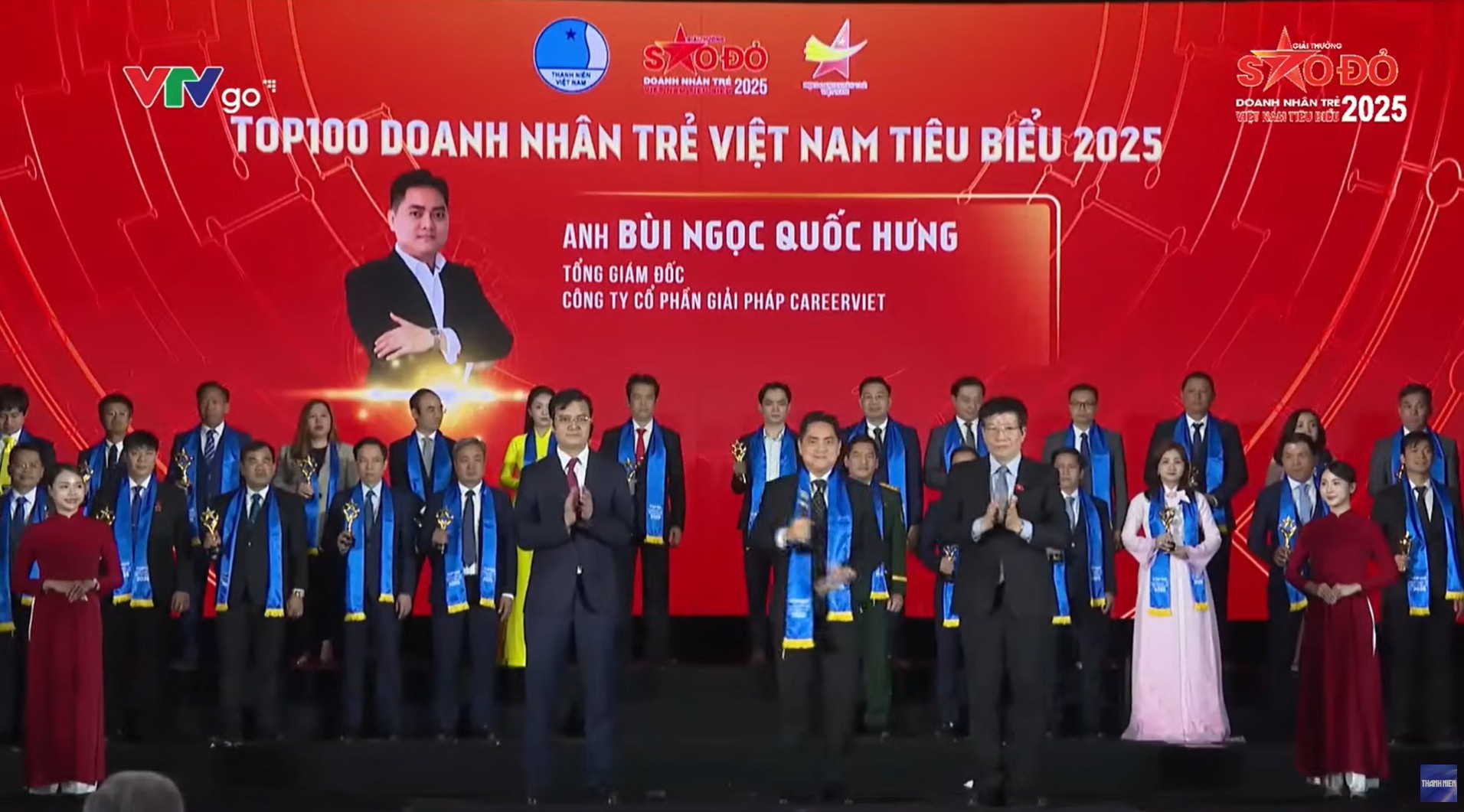 Doanh nhân Bùi Ngọc Quốc Hưng CEO CareerViet ghi dấu ấn tại giải thưởng Sao Đỏ - Doanh nhân trẻ Việt Nam