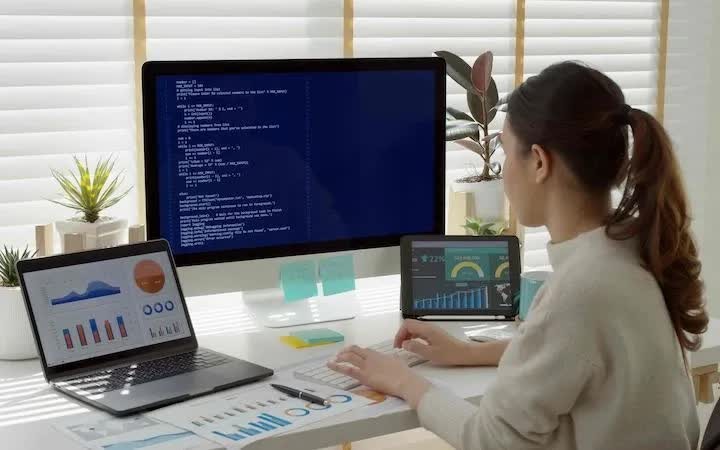 Thị trường tuyển dụng Việt Nam 2026: Lương tăng, nhu cầu nhân sự lĩnh vực AI tăng mạnh