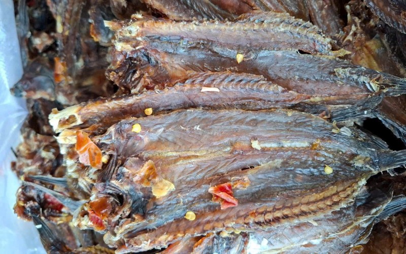 Cận Tết, khô cá "biết leo cây" có giá 600.000 đồng/kg