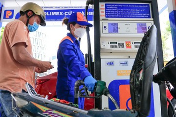 Giá xăng dầu hôm nay 27/4: Dầu thế giới tăng nhanh, trong nước giá thấp