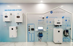 Việt Nam có 30 triệu hộ dân, chỉ 100.000 hộ dùng điện mặt trời: Một 'tân binh' toàn cầu vừa gia nhập cuộc đua
