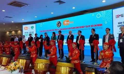 500 gian hàng của hơn 375 đơn vị Việt Nam và quốc tế tham gia trưng bày tại triển lãm Công nghiệp hóa chất Việt Nam lần thứ 18 (VINACHEM EXPO 2023) và các triển lãm chuyên đề