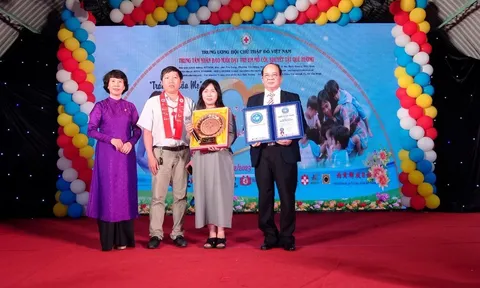 Trung tâm Nhân đạo Quê hương kỷ niệm 22 năm thành lập
