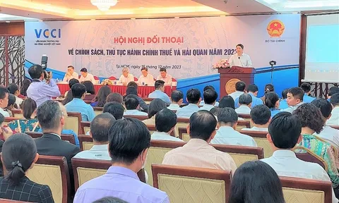 Hội nghị đối thoại giải quyết vướng mắc cho doanh nghiệp về chính sách thuế, hải quan tại TP.HCM