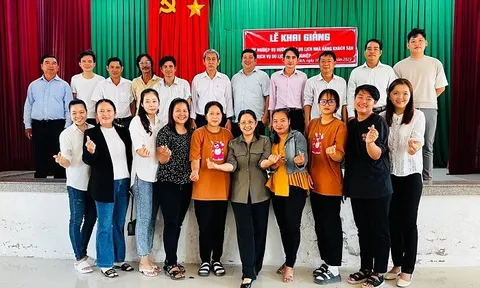 Đào tạo nghề Du lịch nông thôn huyện Chợ Lách: Thực chiến và hướng đến sản phẩm du lịch xanh, bền vững