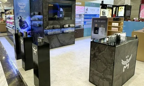 MCM đánh dấu sự trở lại ngoạn mục với hương thơm ONYX tại sự kiện Pop-Up ở Diamond Plaza, Việt Nam