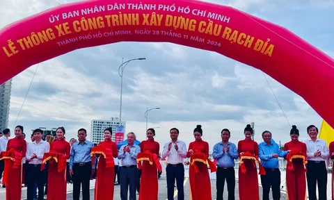 Cầu Rạch Đỉa nối quận 7 và huyện Nhà Bè chính thức thông xe