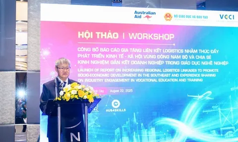 Công bố báo cáo “Gia tăng liên kết logistics nhằm thúc đẩy phát triển kinh tế - xã hội vùng Đông Nam Bộ” và Chia sẻ kinh nghiệm gắn kết doanh nghiệp Logistics trong giáo dục nghề nghiệp