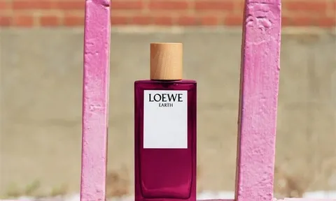 LOEWE – Chân dung nội tâm được vẽ bằng hương sắc