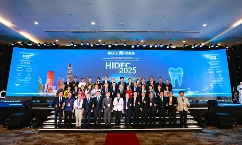 40 công ty trang thiết bị y tế, nha khoa nổi tiếng tham gia trưng bày tại Hội nghị Khoa học & Triển lãm Răng Hàm Mặt Quốc tế TP. Hồ Chí Minh – Lần thứ III