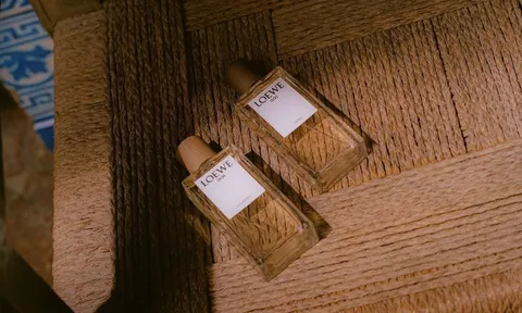 LOEWE 001: Khi một khởi đầu trở thành biểu tượng