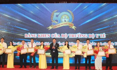 Viện Sốt rét - Ký sinh trùng - Côn trùng TP.HCM nhận danh hiệu "Tập thể Lao động xuất sắc năm 2025"