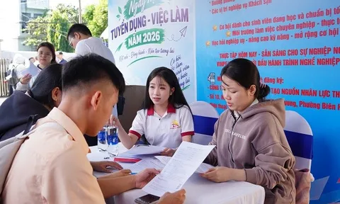 Trường Cao đẳng Kinh tế Đối ngoại thúc đẩy kết nối việc làm, hỗ trợ sinh viên gia nhập thị trường lao động