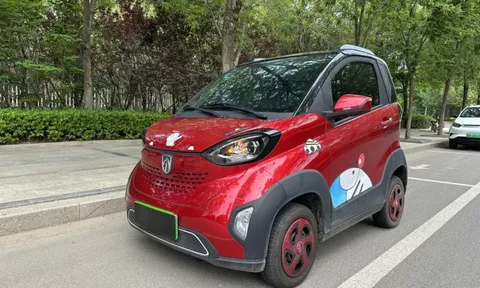 Baojun E100 lộ giá bán dự kiến tại Việt Nam: Ngắn hơn Wuling Mini EV gần nửa mét, vẫn không có sạc nhanh