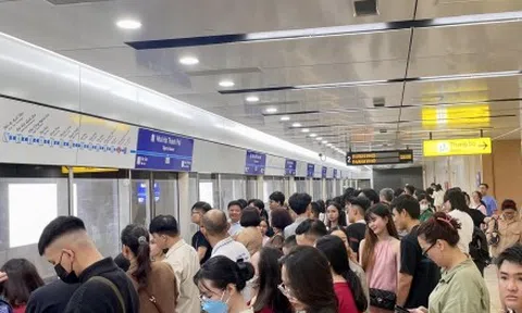 Khách đi Metro 1 tăng 300% sau 2 tuần vận hành thương mại