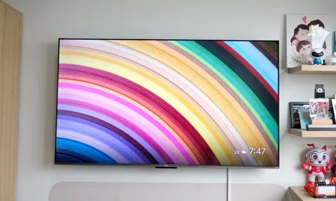 Trải nghiệm TV AQUA 4K 65 inch: Màn hình QLED, giá mềm