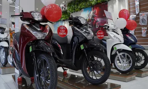 Giá Honda SH Mode giảm mạnh ngay trước Tết, thời điểm vàng để mua xe