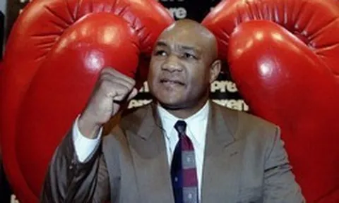 Huyền thoại quyền Anh từng khiến Mike Tyson e sợ qua đời ở tuổi 76