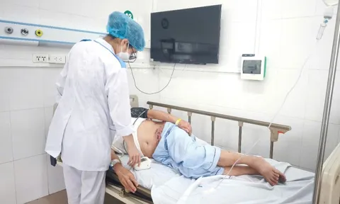 Cảnh báo nguy cơ mù lòa và đột quỵ do zona thần kinh nếu không điều trị kịp thời