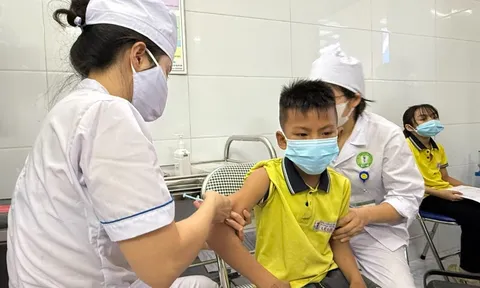 Bộ Y tế cảnh báo không chủ quan vì dịch sởi vẫn diễn biến phức tạp