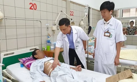 Sỏi tiết niệu hiểm hoạ thầm lặng có thể gây suy thận và tử vong