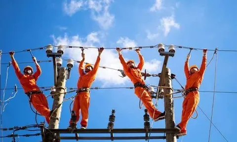 Tăng giá điện từ hôm nay, người dân phải trả thêm bao nhiêu tiền?