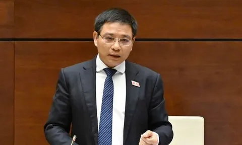Tranh luận trường công, bệnh viện công vẫn phải 'cõng' thêm thuế