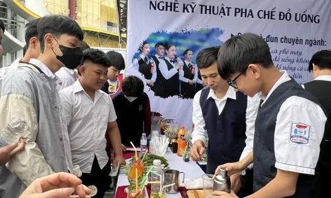 Hơn 10.000 học sinh, sinh viên tham gia ngày hội giáo dục nghề nghiệp