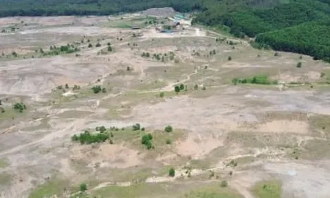 Bên trong dự án sân golf hơn 1.800 tỷ làm mãi không xong