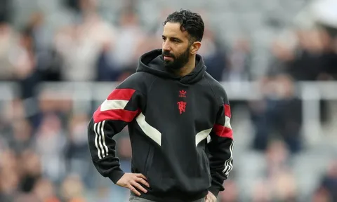 Man Utd đưa ra quyết định về tương lai của HLV Amorim