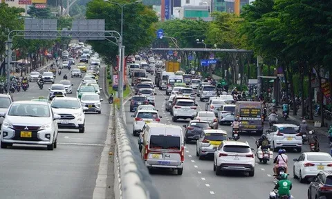 Cục Môi trường chính thức lên tiếng về quy định khí thải với ô tô tại Hà Nội và TP HCM