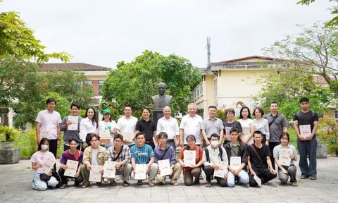 Cuộc thi vẽ tranh “Di sản văn hóa Việt Nam qua hội họa” lần thứ II đến với Cố đô Huế