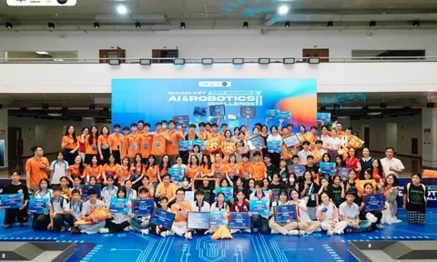 Đông đảo học sinh THCS tham gia tranh tài tại sân chơi công nghệ FPT Schools AI & Robotics Challenge 2025
