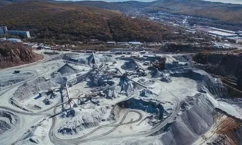 Một tập đoàn Nga bất ngờ thâu tóm 'kho báu' được cả thế giới thèm khát, là lĩnh vực Mỹ không thể sản xuất dù chỉ 1 gram