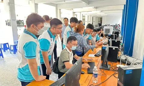 Gần 4.000 thí sinh bước vào kỳ thi lớp 10 đầu tiên tại Tp.HCM