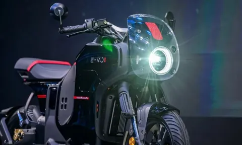 Honda ra mắt xe điện đẹp lạ: Mạnh hơn SH160i, 1 tiếng sạc đầy 80%, màn hình 7 inch, giá bán thế nào?