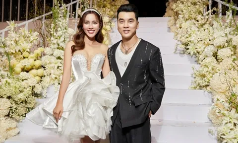"Chú rể" Ưng Hoàng Phúc và "cô dâu" Kim Cương sánh đôi thu hút mọi ánh nhìn