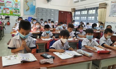 Yêu cầu trường học tại TPHCM 'kích hoạt' các hoạt động phòng chống COVID-19