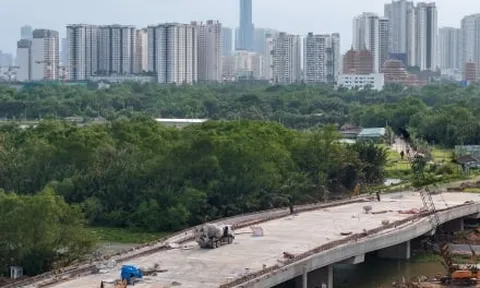 Tuyến đường Liên Phường sắp về đích, giảm áp lực giao thông khu Đông TP.HCM