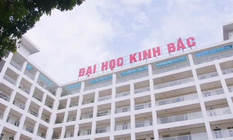 Giảng viên bị tố gạ tình, đổi điểm; Lùm xùm lớn tại Đại học Kinh Bắc