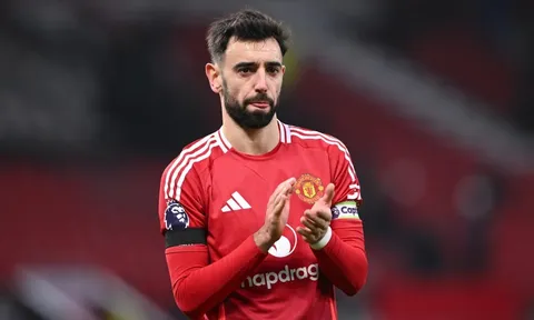 Liverpool có thể khiến Man Utd mất Bruno Fernandes vào tay ông lớn Saudi Arabia