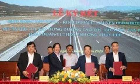 Ký hợp đồng Dự án PPP cao tốc Dầu Giây - Tân Phú vốn 8.407,8 tỷ đồng