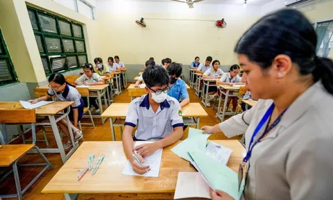 Giáo viên đánh giá rất khó lấy điểm tuyệt đối môn Toán lớp 10 TPHCM