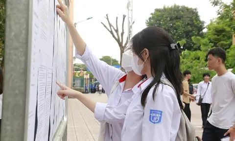 Trường chuyên đầu tiên ở Tp.HCM công bố điểm thi, điểm chuẩn lớp 10