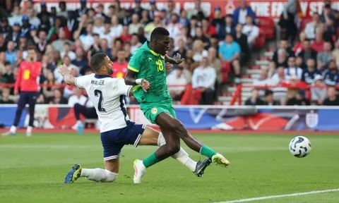 Anh thua sốc Senegal 1-3, HLV Thomas Tuchel đối mặt áp lực lớn