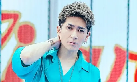 Nam ca sĩ nổi tiếng ăn cắp vặt vì... stress
