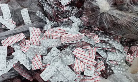 Bất ngờ về số thuốc tân dược bị vứt bên đường ở Đà Nẵng