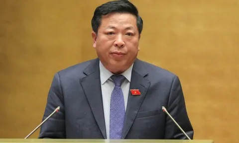 Xây dựng các cơ chế, chính sách đặc thù, đặc biệt để đầu tư phát triển hệ thống đường sắt