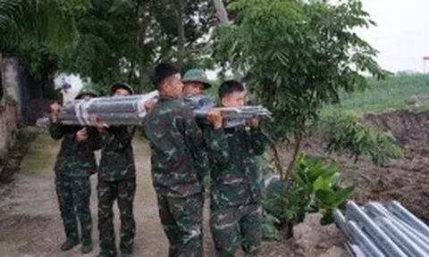 Quân khu 2 tham gia hỗ trợ thi công đường dây 500 kV Lào Cai - Vĩnh Yên