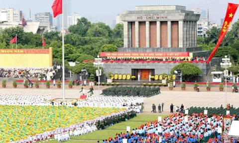 Khẩn trương hoàn thiện, ban hành Đề án diễu binh, diễu hành trong tháng 6/2025